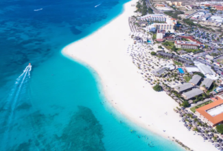 Effortless Caribbean Travel: Aruba Offers Quick and Convenient Getaways