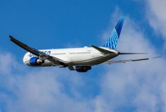 United Airlines Boeing 767 Incurs Fuselage Damage in Houston Hard Landing