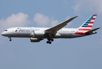 American Airlines Collaborates with Google and Breakthrough to Reduce Contrails Using AI