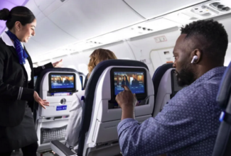 United Airlines Boosts In-Flight Experience with Enhanced Bluetooth Connectivity