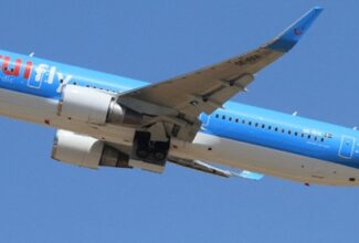 TUI Airways Bids Farewell to 767 Fleet: UK Carrier Completes Retirement with Istanbul Send-Off