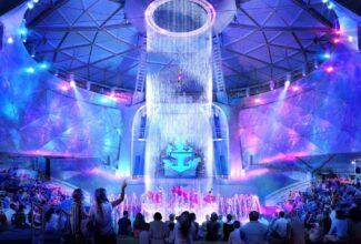 Royal Caribbean's Icon of the Seas Unveils Groundbreaking AquaDome Attraction