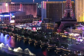 Las Vegas Implements New Rules to Enhance Pedestrian Flow on Strip Bridges