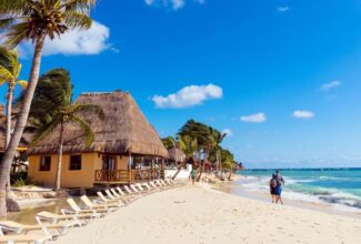 Enhancing Tourist Experience: Playa del Carmen Tightens Regulations on Street Vendors