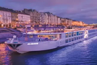 Uniworld Launches Exclusive Women-Only Cruise in France