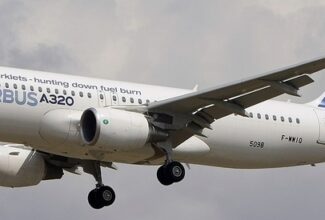 Airbus Reaffirms Delivery Target, Names New Jet CEO