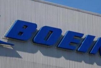 Union Backs Boeing Strikers' Vote on 38% Pay Rise Offer