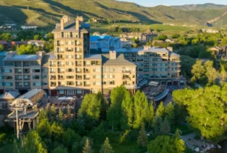Westin Riverfront Debuts Renovated Mountain Retreat