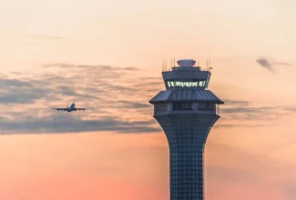 This Redundant Aviation Safety Net Helps Keep Planes Safe When Controllers Lose Contact