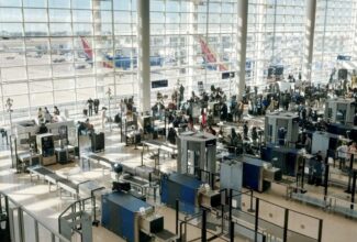 ICE Agents Sent to Major U.S. Airports as TSA Staffing Crisis Grows