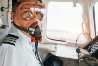 Delta Flight 2150 Diverts to Atlanta After Odor, Pilots Use Oxygen Masks